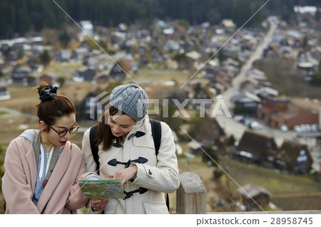 婦女在建築中旅行與聯合形成 28958745