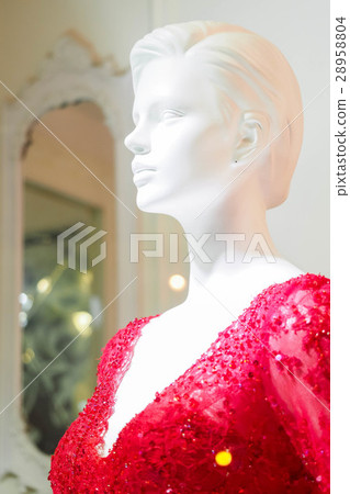 Model in the window 28958804