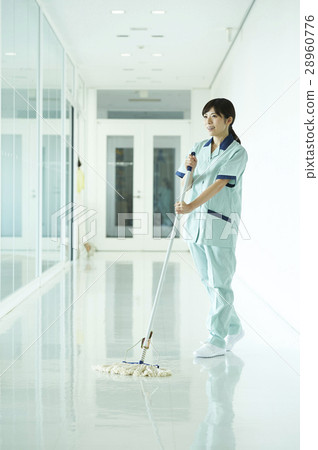 Cleaning staff 28960776