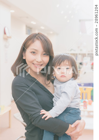 父母和小孩 親子 嬰兒 28961204