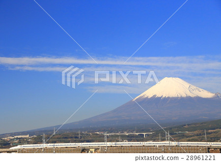Clouds flying at Mt. Fuji and the bullet train 28961221