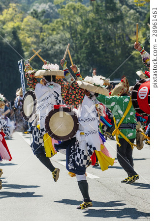 Morioka san dance 28961461