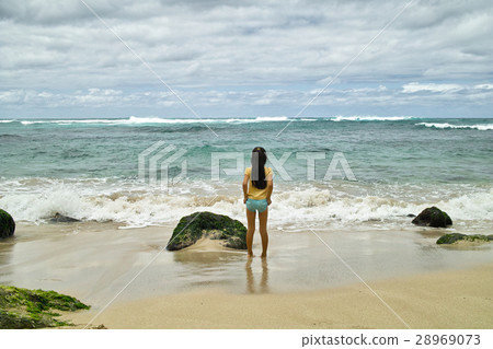 Waves and girls Hawaii, Oahu, North Shore Waves and girls Hawaii, Oahu, North Shore 28969073