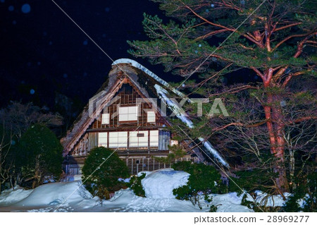 Shirakawago 28969277