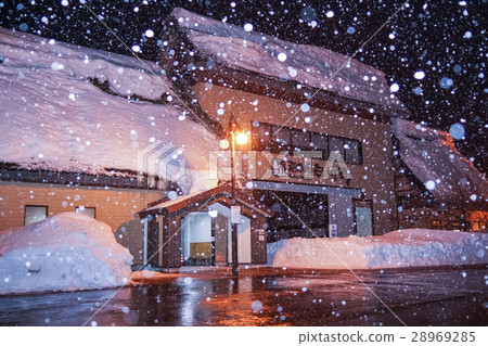 Shirakawago 28969285