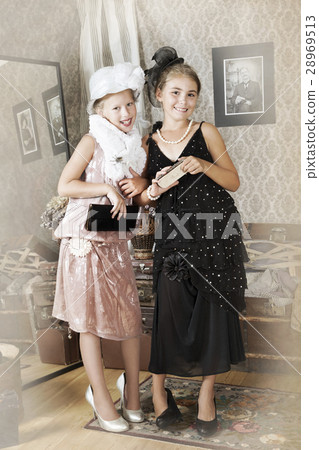 Vintage style portrait Vintage style portrait 28969513