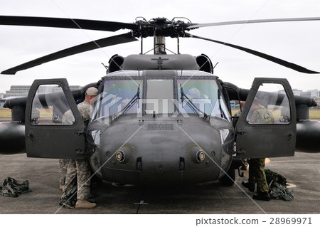 UH-60 Blackhawk UH-60 Blackhawk 28969971