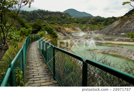 Yangmingshan Sulfur Valley 28971787