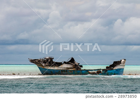 ship wreck on the reef ship wreck on the reef 28973850
