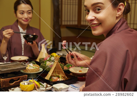 旅館的套餐 28982602