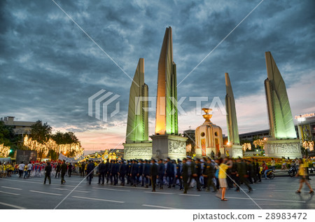 king rama 9 father days bangkok thailand king rama 9 father days bangkok thailand 28983472