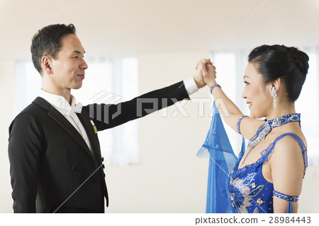 Ballroom dancing  28984443