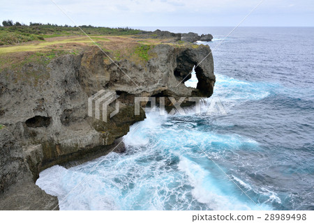 Okinawa's beautiful marin ' Okinawa's beautiful marin ' 28989498