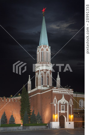 Nikolskaya tower of the Moscow Kremlin Nikolskaya tower of the Moscow Kremlin 28991358