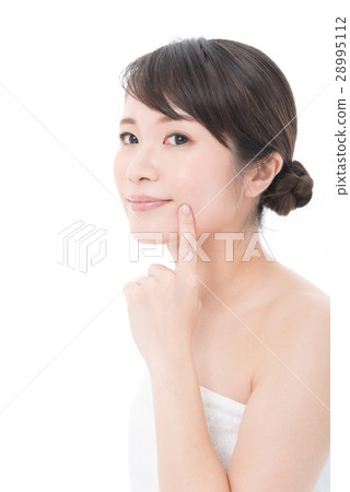 Beauty image 28995112