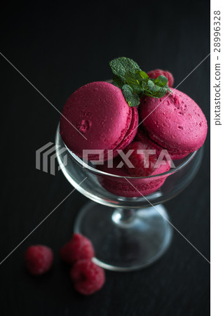 macaroons with raspberries macaroons with raspberries 28996328