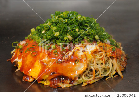Hiroshima style okonomiyaki 29000041