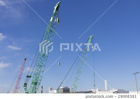 起重機和藍天土木工程建築圖像 29008381