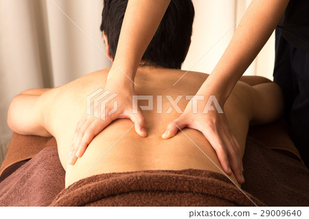 Men's beauty treatment salon 29009640