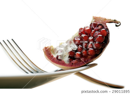 pomegranate 29011895