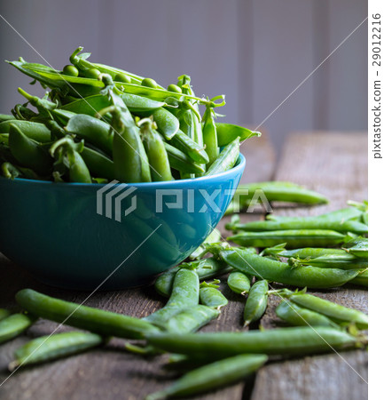 green pea 29012216