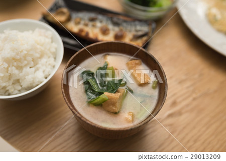 Miso soup 29013209