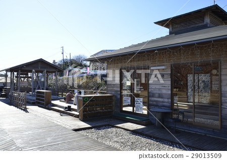 Izu Natori Cultural Park's footbath 29013509
