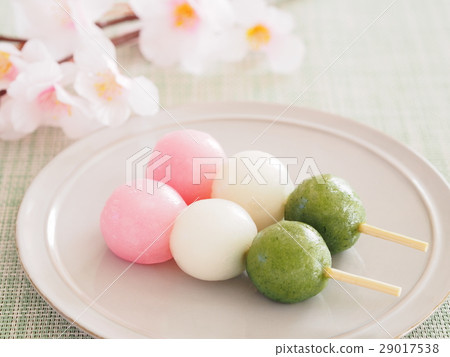 Hanami Dango 29017538