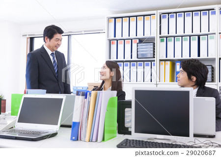 Internal communication Internal communication 29020687