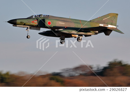 空中自衛隊戰鬥機著陸RF-4 EJ 空中自衛隊戰鬥機著陸RF-4 EJ 29026827