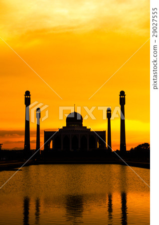 Center Mosque Songkhla in evening,Thailand. 29027555