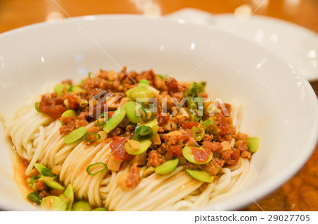 Taiwanese style jar noodle 29027705