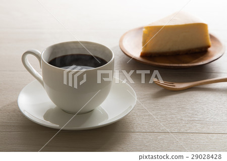 咖啡和芝士蛋糕 咖啡和芝士蛋糕 29028428