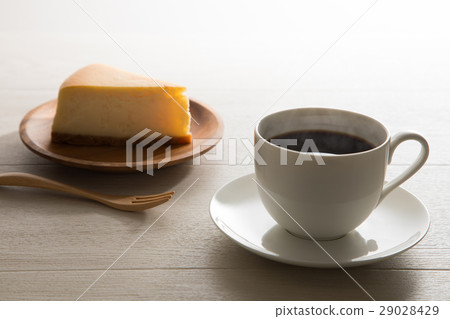咖啡和芝士蛋糕 29028429