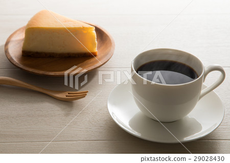 咖啡和芝士蛋糕 29028430