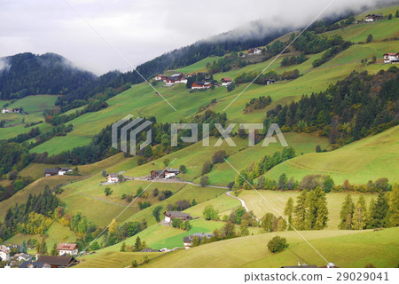 聖馬達萊娜聖瑪達戴娜村 29029041