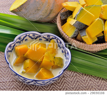 Thai Dessert, pumpkin in sweet coconut 29030108