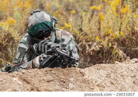 Marine Infantry Parachute Regiment 29033007