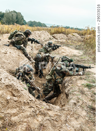 Marine Infantry Parachute Regiment 29033016