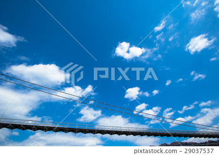 Suspension bridge and blue sky 29037537