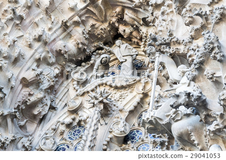 La Sagrada Familia en Barcelona  29041053