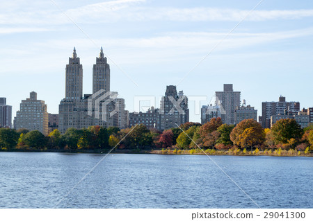 Iconic views of the Upper West Side 29041300