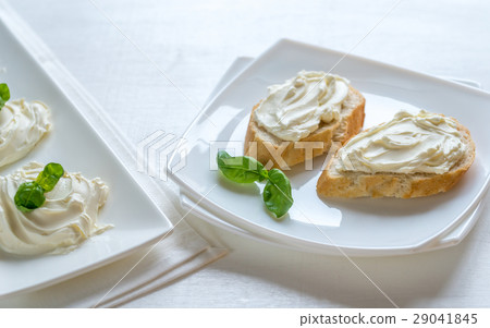 Sandwiches with cream cheese Sandwiches with cream cheese 29041845