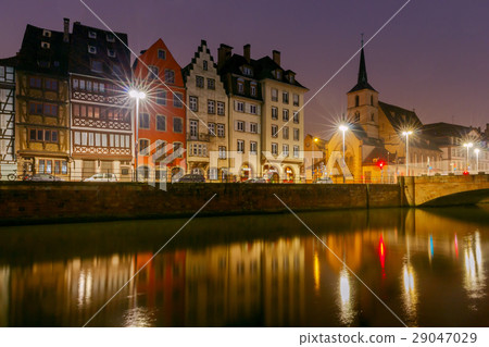 Strasbourg. Quay St. Thomas. 29047029