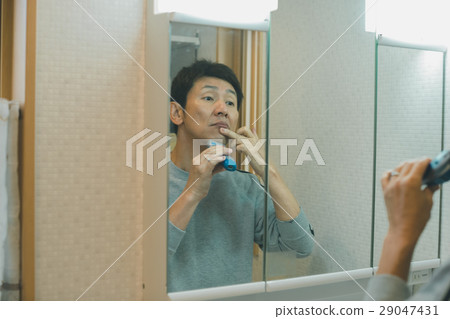 shaping, middle and old aged, gents 29047431