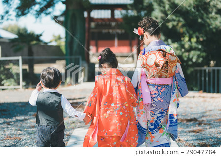 七五三 神殿 拜拜 29047784