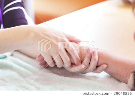 老人手按摩 29048856