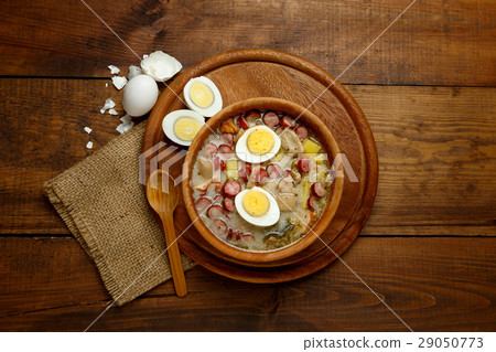 Traditional polish Easter soup Zurek  29050773