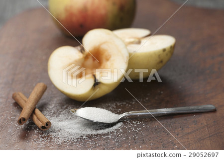 apples preparing for baking apples preparing for baking 29052697