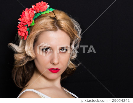 Woman with blonde laying 29054241